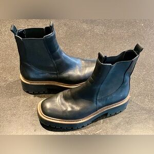 Black leather, Sam Edelman Laguna Chelsea boots, size 7, excellent condition